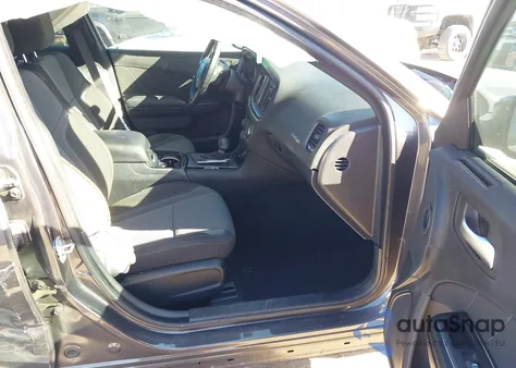 2020 Dodge Charger Sxt Rwd z USA, uszkodzony, nr VIN 2C3CDXBG0LH245048